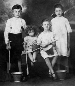 4 Rogers children